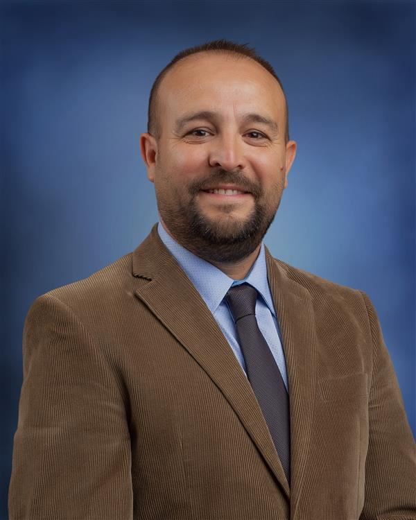 Mahmut Gedemenli, Assistant Principal
